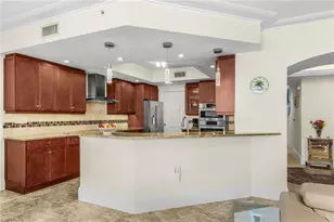 2104 W First St, Fort Myers, FL 33901 - Photo 12