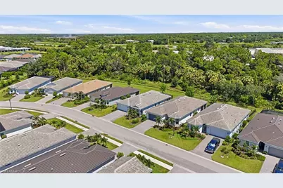 7517 Paradise Tree Dr, North Fort Myers, FL 33917 - Photo 6