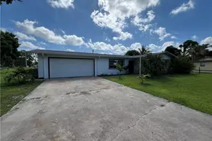 2031 Maravilla Cir, Fort Myers, FL 33901 - Photo 1