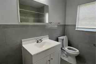 2031 Maravilla Cir, Fort Myers, FL 33901 - Photo 14