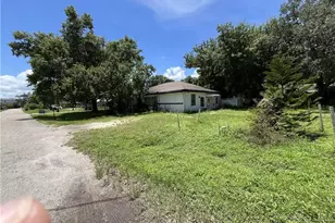 1265 Monica Ln, North Fort Myers, FL 33903 - Photo 42