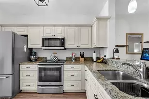 15030 Bridgeway Ln, Fort Myers, FL 33919 - Photo 12