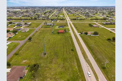711 El Dorado Blvd N, Cape Coral, FL 33993 - Photo 28