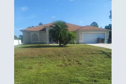 1713 NE 38th Ter, Cape Coral, FL 33909 - Photo 2
