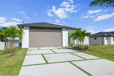 317 NE 15th Ter, Cape Coral, FL 33909 - Photo 8