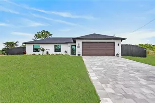 927 NE 32nd Terrace, Cape Coral, FL 33909 - Photo 2