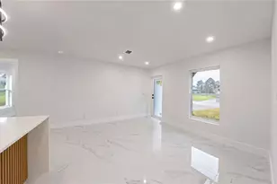 729 Anaconda Ave S, Lehigh Acres, FL 33974 - Photo 10
