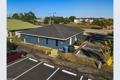 2080 Collier Ave, Fort Myers, FL 33901 - Photo 6