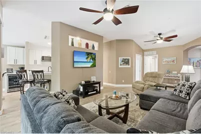 710 Tarpon Cove Dr #203, Naples, FL 34110 - Photo 12