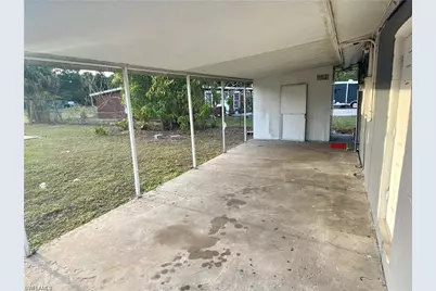 402 Miramar Rd, Fort Myers, FL 33905 - Photo 6