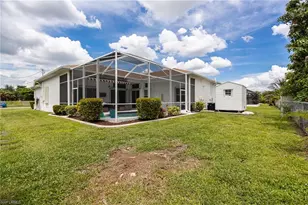 2526 Miracle Pkwy, Cape Coral, FL 33914 - Photo 36