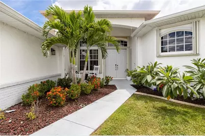 2526 Miracle Pkwy, Cape Coral, FL 33914 - Photo 2
