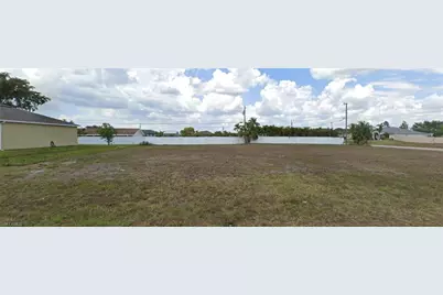 339 NE 9 Ter, Cape Coral, FL 33909 - Photo 2