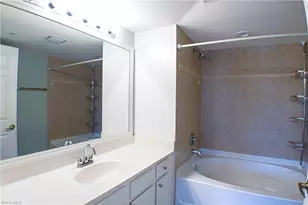 4135 Residence Drive, Fort Myers, FL 33901 - Photo 6