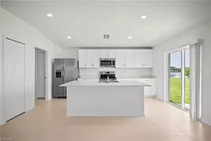 17633 Paradiso Wy, North Fort Myers, FL 33917 - Photo 14