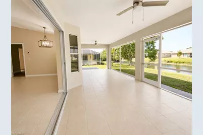 306 SE 8th Pl, Cape Coral, FL 33990 - Photo 16