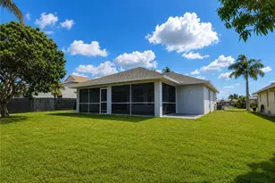 306 SE 8th Pl, Cape Coral, FL 33990 - Photo 18
