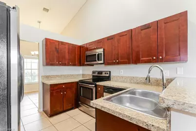 176 Heatherwood Dr, Royal Palm Beach, FL 33411 - Photo 6