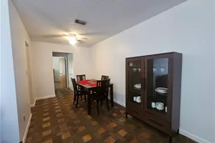 34 Desert Candle Cir, Lehigh Acres, FL 33936 - Photo 4