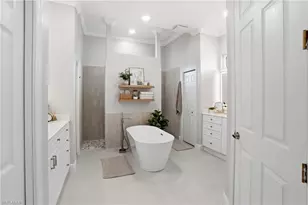2531 SW 28th Ave, Cape Coral, FL 33914 - Photo 18