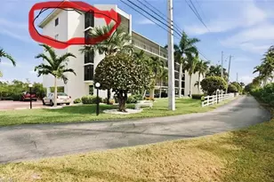5220 Bonita Beach Rd SW, Bonita Springs, FL 34134 - Photo 22