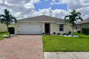 3192 Estancia Ln, Cape Coral, FL 33909 - Photo 1