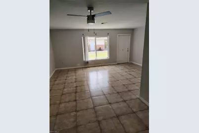 2709 Jackson, Fort Myers, FL 33901 - Photo 2