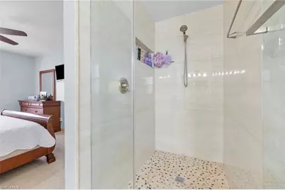 904 SE 13th St #201, Cape Coral, FL 33990 - Photo 18