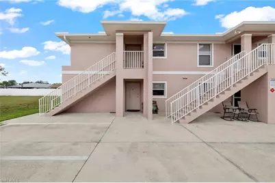 904 SE 13th St #201, Cape Coral, FL 33990 - Photo 2