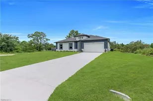 543 McArthur Blvd, Lehigh Acres, FL 33974 - Photo 30