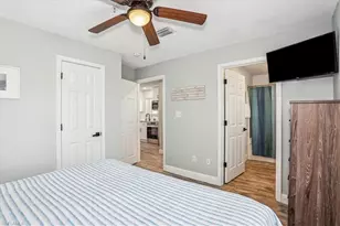 7476 Sunset Harbor Dr, Navarre, FL 32566 - Photo 10