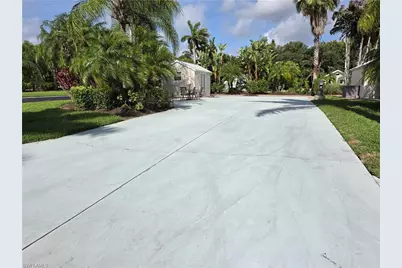 Lot 315 3127 E Riverbend Resort Blvd, Labelle, FL 33935 - Photo 16
