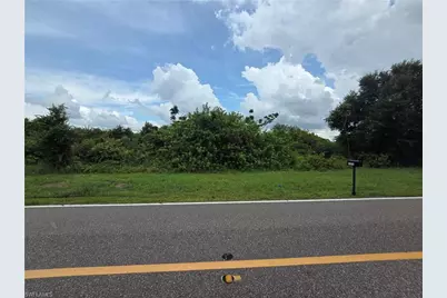 1970 Broadpoint Dr, Punta Gorda, FL 33983 - Photo 2