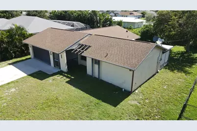 1807 SW 2nd Ave, Cape Coral, FL 33991 - Photo 36