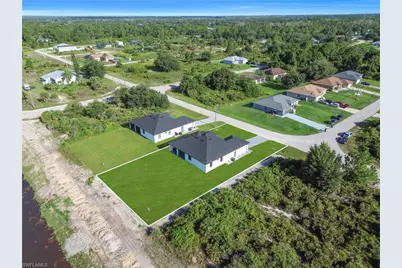 695 Whitmore Loop, Lehigh Acres, FL 33972 - Photo 44