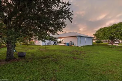 1208 NW 15th Pl, Cape Coral, FL 33993 - Photo 24