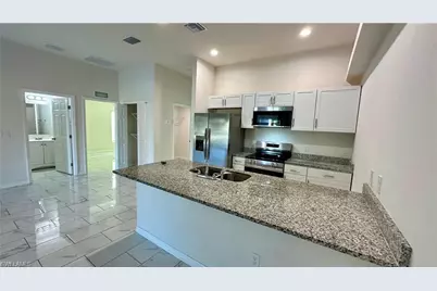 3301 SW 15th Pl, Cape Coral, FL 33914 - Photo 24
