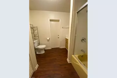7906 Suncoast Dr, North Fort Myers, FL 33917 - Photo 10