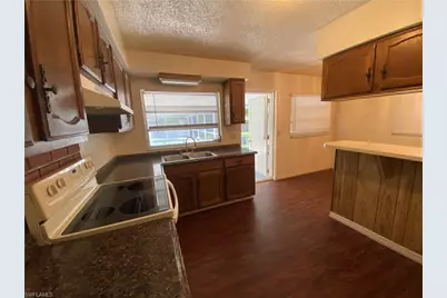 7906 Suncoast Dr, North Fort Myers, FL 33917 - Photo 6