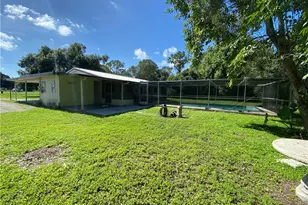 7906 Suncoast Dr, North Fort Myers, FL 33917 - Photo 24