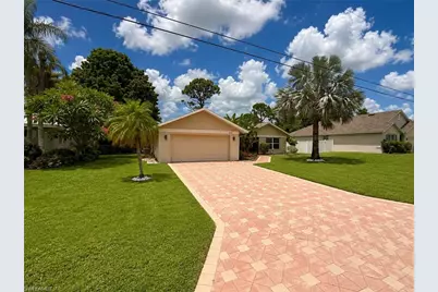 922 SE 1st Pl, Cape Coral, FL 33990 - Photo 20