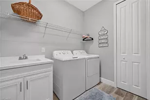 2183 Marquesa Cir, Naples, FL 34112 - Photo 24