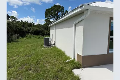 105 Concord Loop, Labelle, FL 33935 - Photo 4