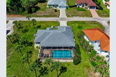 614 McArthur Ave, Lehigh Acres, FL 33936 - Photo 2
