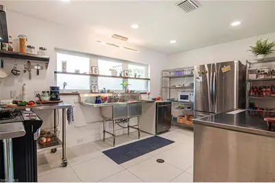 1300 Thompson St, North Fort Myers, FL 33903 - Photo 10