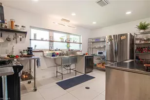 1300 Thompson St, North Fort Myers, FL 33903 - Photo 10