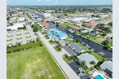 1705 SE 46th Ln #A, Cape Coral, FL 33904 - Photo 18