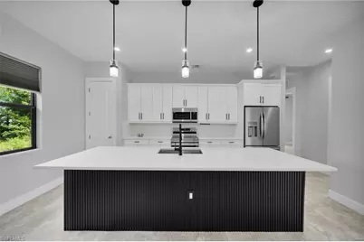 2902 Villa Ave S, Lehigh Acres, FL 33976 - Photo 10