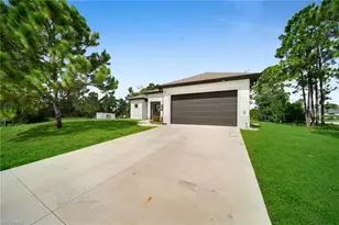 2902 Villa Ave S, Lehigh Acres, FL 33976 - Photo 2
