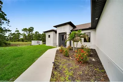 2902 Villa Ave S, Lehigh Acres, FL 33976 - Photo 4